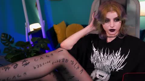 Snapshot of jade_castle chatting on 02.05.25 jade_castle online show from 02.05.25