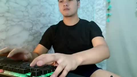 jade_halo online show from 04.16.26
