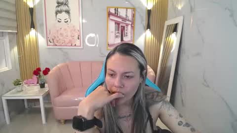 Jade  online show from 10.21.25