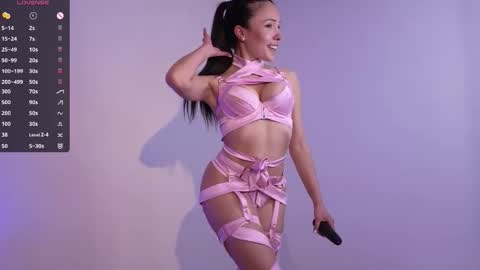 Snapshot of jade_paris chatting on 02.06.26 Jade Paris online show from 02.06.26