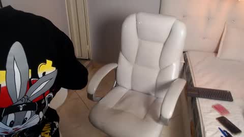 karlla scarlet online show from 01.15.25