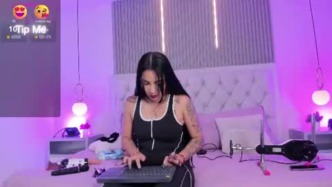 karlla scarlet online show from 07.28.26