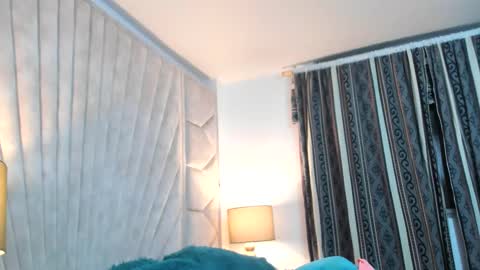 Snapshot of jade_squirt chatting on 10.30.25 Jade online show from 10.30.25