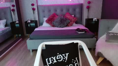 JADE online show from 01.19.25