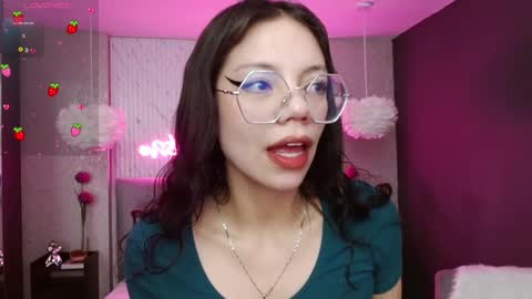 Snapshot of jade_storm_ chatting on 03.11.25 JADE online show from 03.11.25