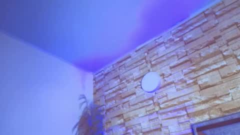 jade white  online show from 03.04.26