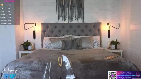 Jade online show from 09.30.25