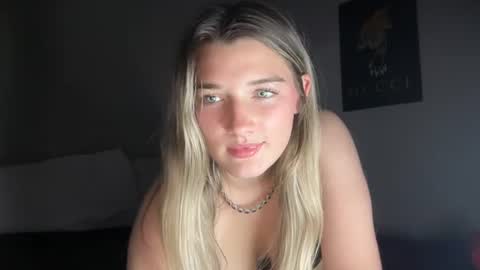 Snapshot of jadejamessecret chatting on 07.15.26 Jade james online show from 07.15.26
