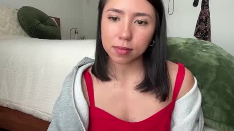 Jade Love online show from 02.18.25