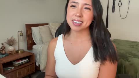 Jade Love online show from 10.01.25