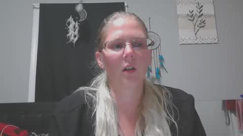 JadeLuv online show from 09.30.25