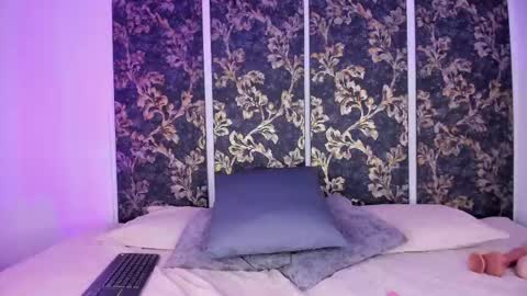 JADE online show from 09.13.25