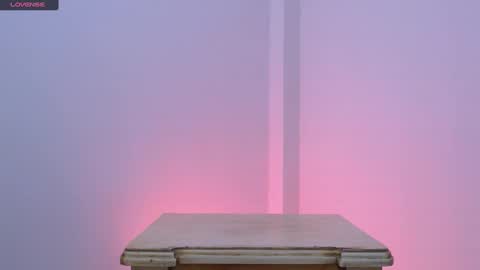 Snapshot of jadesunny chatting on 12.23.24 JADE 3 online show from 12.23.24