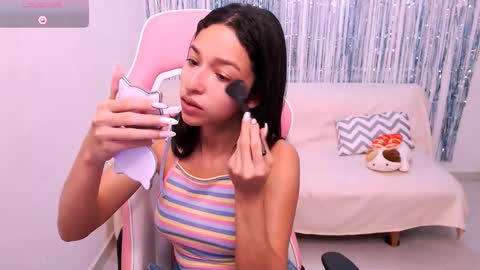 Snapshot of jadesunny chatting on 02.01.25 JADE 3 online show from 02.01.25