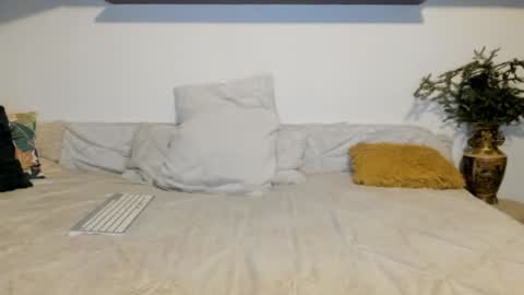 elena online show from 12.22.24