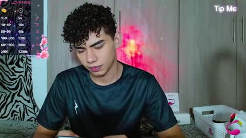 Snapshot of jaedasky_ chatting on 12.14.24 javi15 online show from 12.14.24