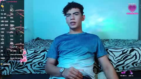 Snapshot of jaedasky_ chatting on 09.11.25 javi15 online show from 09.11.25