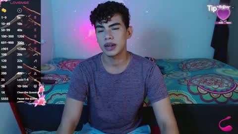 Snapshot of jaedasky_ chatting on 09.22.25 javi15 online show from 09.22.25