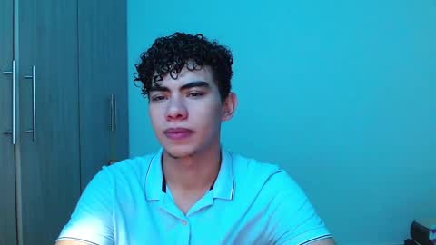 Snapshot of jaedasky_ chatting on 11.23.25 javi15 online show from 11.23.25