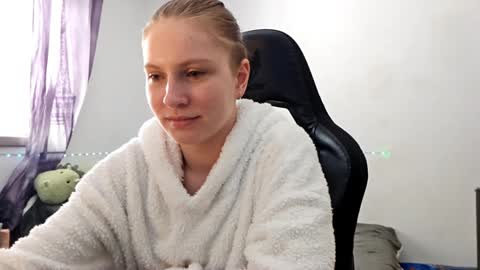 Snapshot of jaimeeosendorf chatting on 04.03.26 jaimeeosendorf online show from 04.03.26