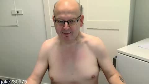 Snapshot of jake230975 chatting on 10.08.25 Jake2309 online show from 10.08.25