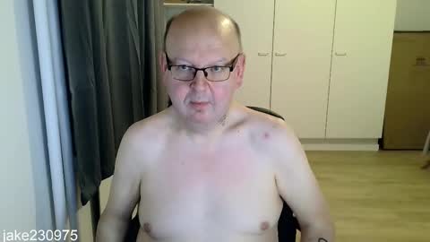 Snapshot of jake230975 chatting on 12.04.25 Jake2309 online show from 12.04.25