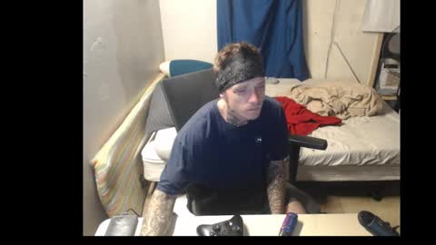 Snapshot of jake265897 chatting on 11.04.25 showingitoff online show from 11.04.25