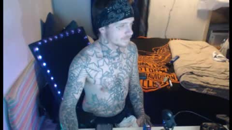 Snapshot of jake265897 chatting on 11.18.25 showingitoff online show from 11.18.25