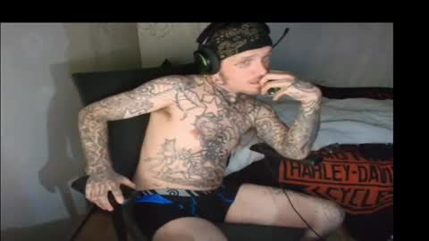 Snapshot of jake265897 chatting on 03.10.26 showingitoff online show from 03.10.26