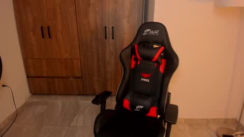 Jake Pons online show from 09.10.25