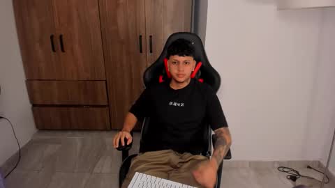 Jake Pons online show from 10.02.25