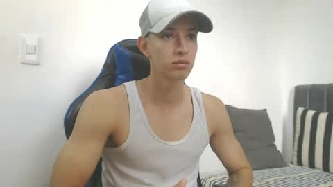 Hi guys im new 3 online show from 04.22.26