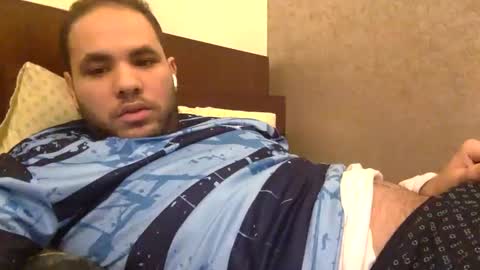 Snapshot of jakeherrnandez chatting on 01.01.25 jakeherrnandez online show from 01.01.25