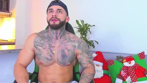 Snapshot of jakeortega chatting on 12.17.25 Jake Orthega online show from 12.17.25