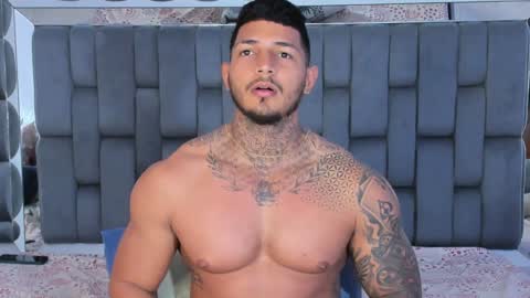 my name is sebas If you come here dont hesitate to say hello Im a guy who really likes having conversations and having hot online show from 12.04.24