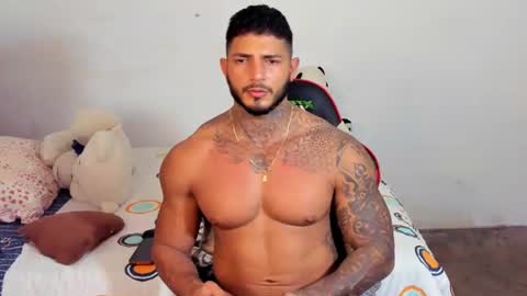 my name is sebas If you come here dont hesitate to say hello Im a guy who really likes having conversations and having hot online show from 06.30.26