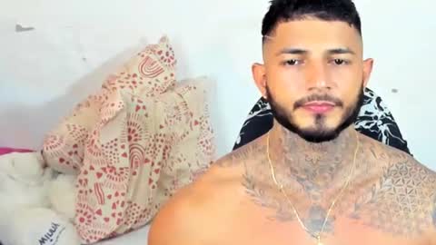 my name is sebas If you come here dont hesitate to say hello Im a guy who really likes having conversations and having hot online show from 07.04.26