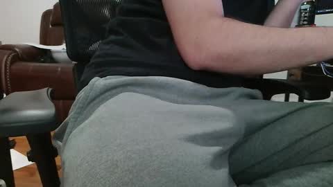 Jakeyj2525 online show from 11.28.25