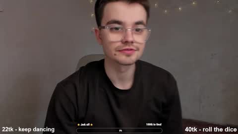 Snapshot of jame_flow chatting on 03.02.25 Hey there Im Jame online show from 03.02.25