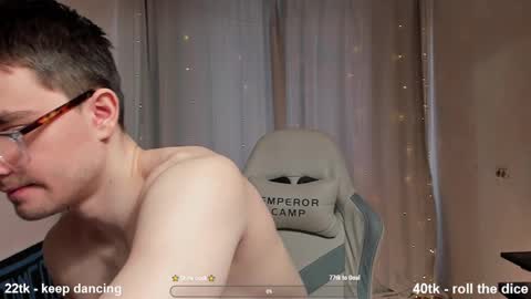 Snapshot of jame_flow chatting on 03.11.25 Hey there Im Jame online show from 03.11.25