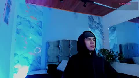 james_adamss_ online show from 03.04.26