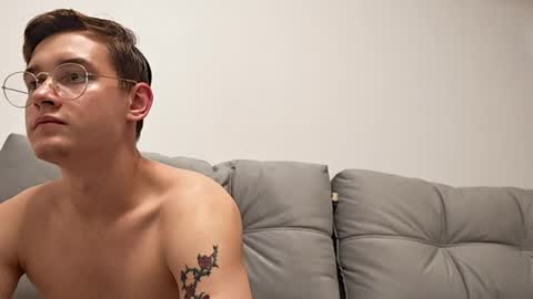james ice  online show from 07.08.26