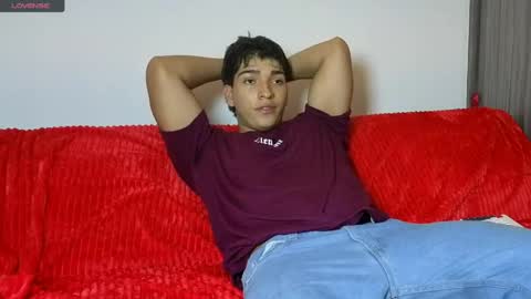 james_silva1 online show from 06.08.26
