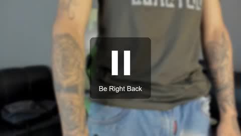 Snapshot of jamesinked_ chatting on 02.11.25 Jamesinked online show from 02.11.25