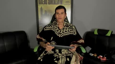 Snapshot of jamesinked_ chatting on 02.16.25 Jamesinked online show from 02.16.25