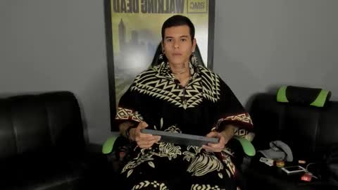 Snapshot of jamesinked_ chatting on 02.16.25 Jamesinked online show from 02.16.25