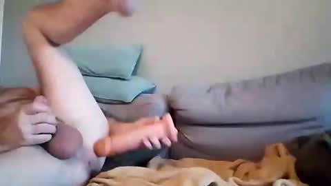 Snapshot of jamesrh185az chatting on 12.28.24 jamesrh185az online show from 12.28.24