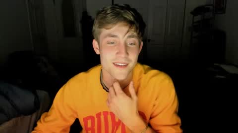 Snapshot of jamesterl chatting on 01.04.25 Jamesterl online show from 01.04.25