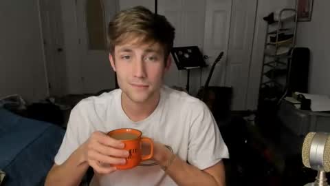 Snapshot of jamesterl chatting on 01.20.25 Jamesterl online show from 01.20.25