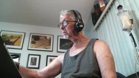 james age 75 online show from 12.04.25
